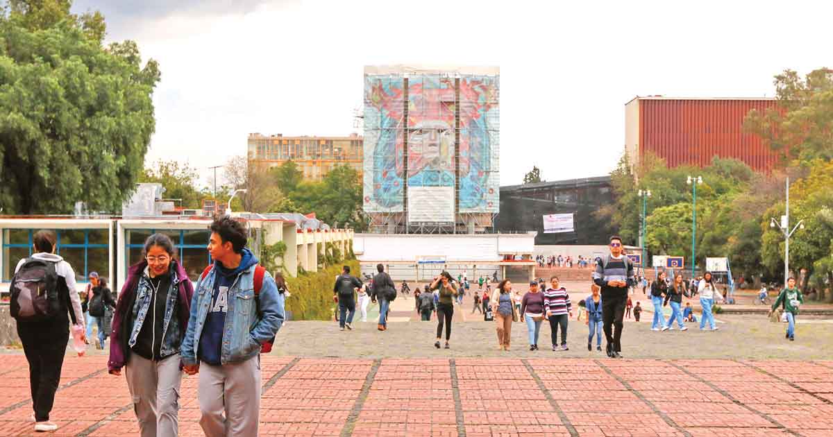 Universitarios apáticos; dicen no saber nada sobre proceso de relevo en la UNAM