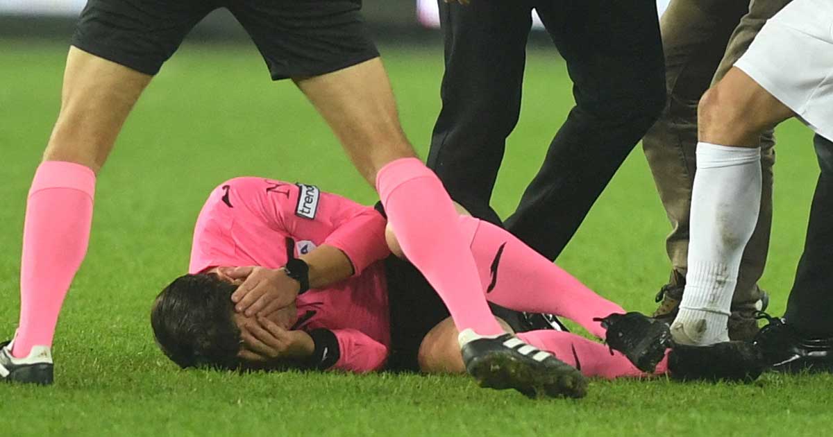Se reanudará la liga de Turquía tras agresión a árbitro
