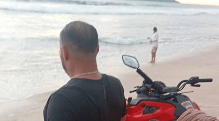 Salvavidas rescatan a un bañista y atienden a dos personas por quemadores en playas de Mazatlán