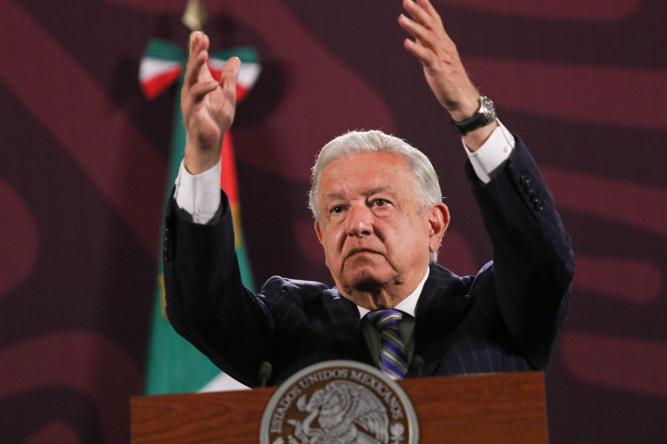 ‘Que se serene’: AMLO a Ciro Gómez Leyva por acusación de que estuvo detrás de su atentado