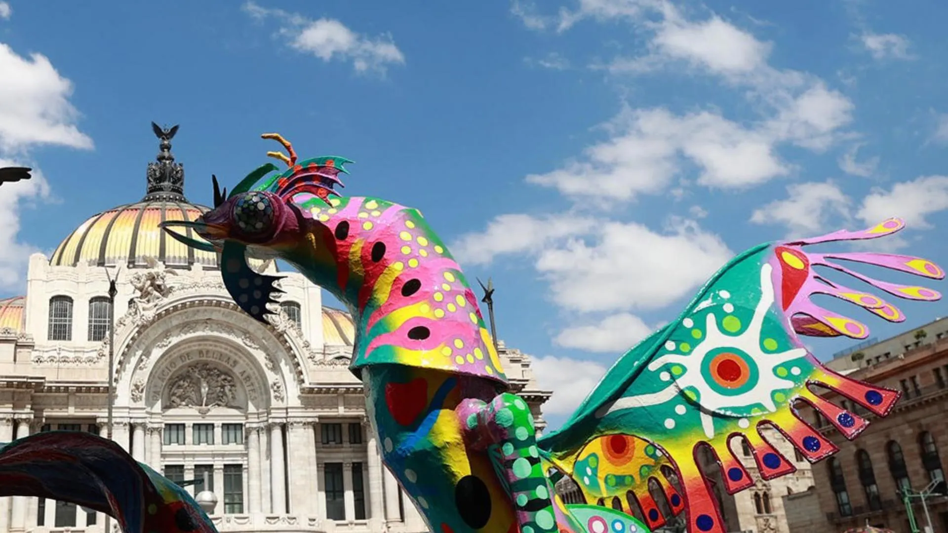 CDMX Inicia Celebraciones por Día de Muertos con Desfile de Alebrijes Monumentales I Video