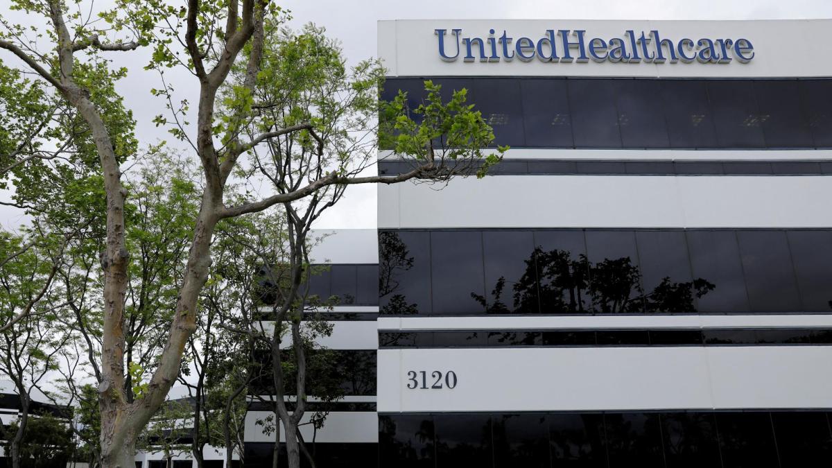 UnitedHealth Group reconoce que el sistema de salud de EU «no funciona tan bien como debería»