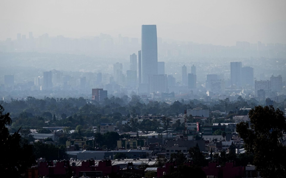 Por contaminación, Año Nuevo llegará a CDMX con prohibición de pirotecnia