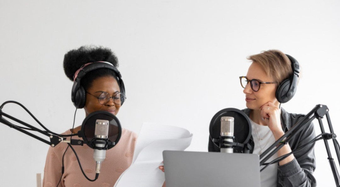 Podcasts hechos por mujeres para mujeres: 5 opciones que te van a inspirar