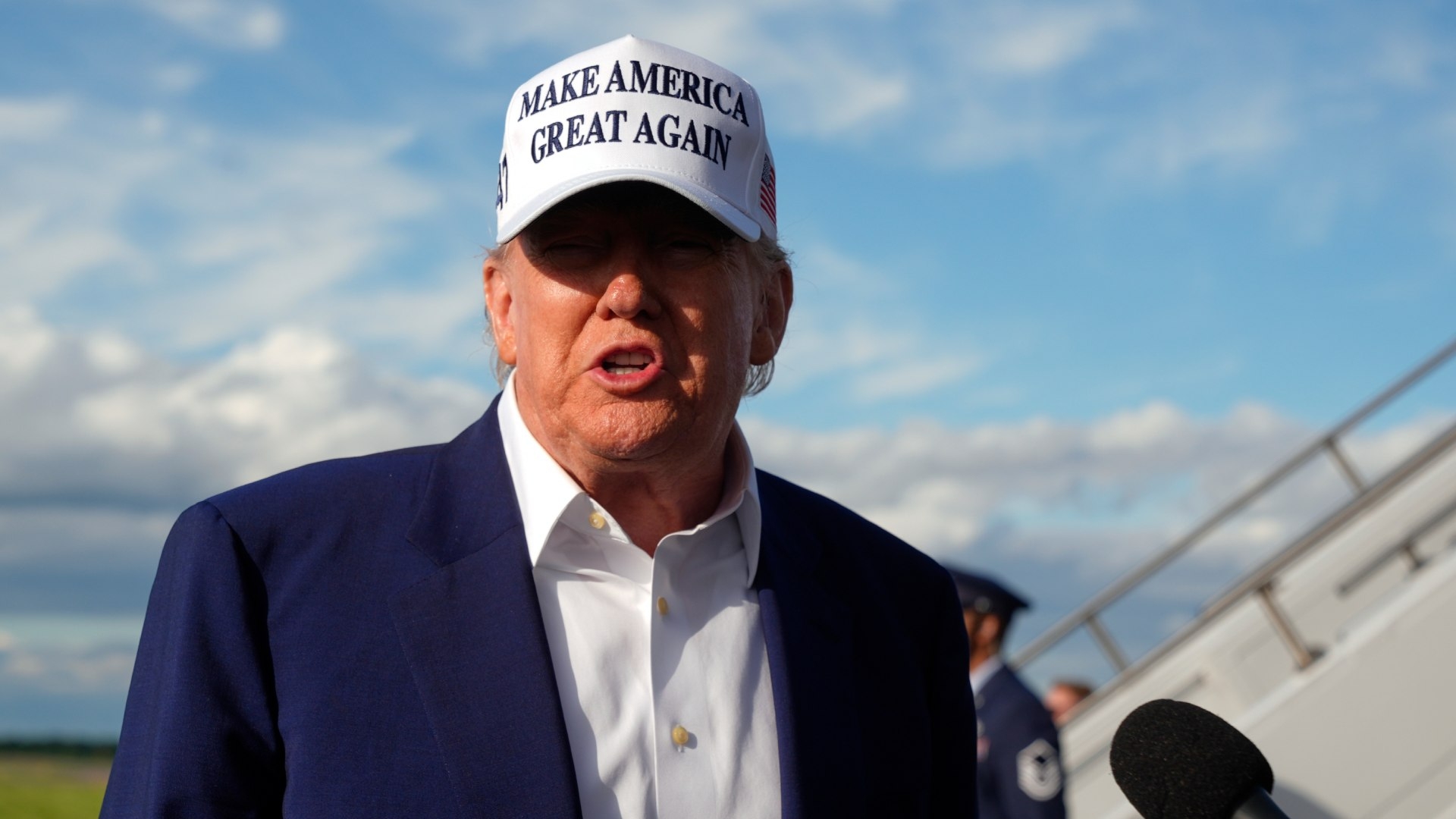Trump Da Prórroga a Unión Europea para Aplicación de Arancel del 50% Hasta Julio