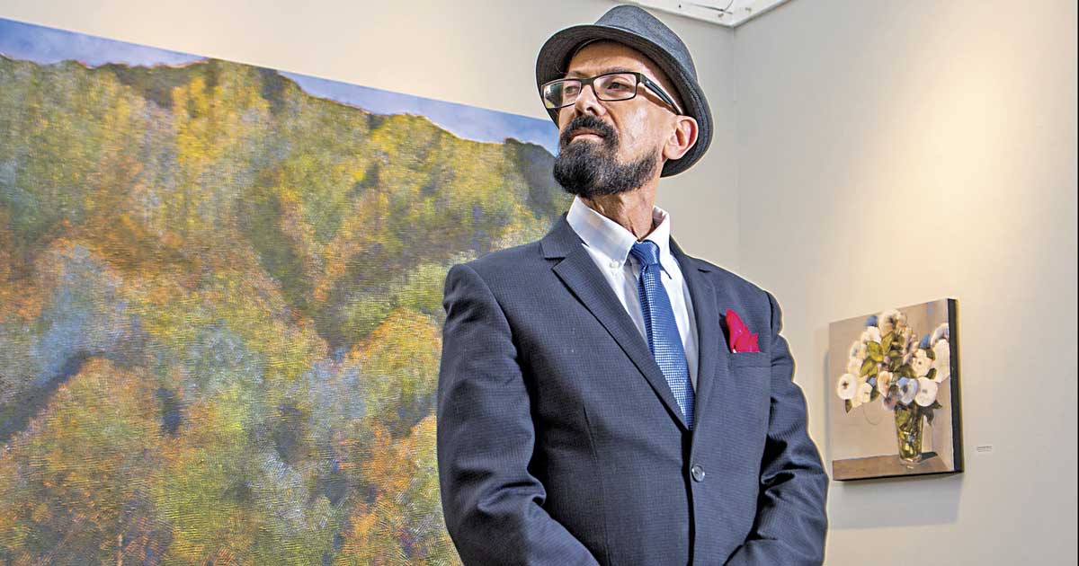 Muere el galerista Óscar Román; valoran su legado de arte y amistad