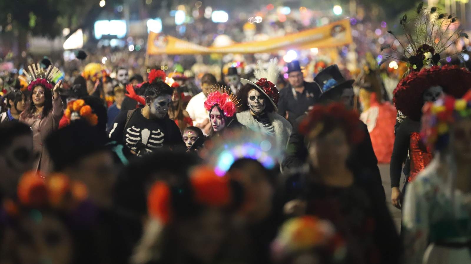 Mega Procesión de Catrinas 2025 en CDMX: Un Desfile de Flores, Colores y Sombreros