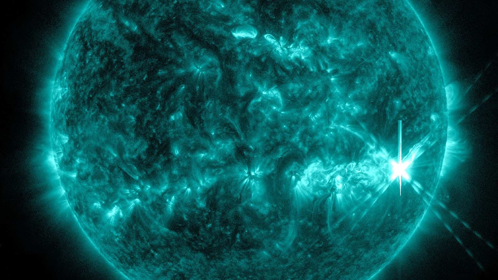 Advierten de Gran Mancha Solar que Apunta Hacia la Tierra, ¿Hay Riesgo de Tormenta Geomagnética?